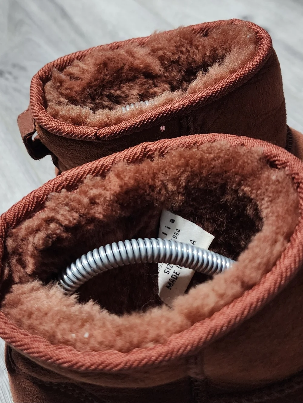 UGG classic mini
